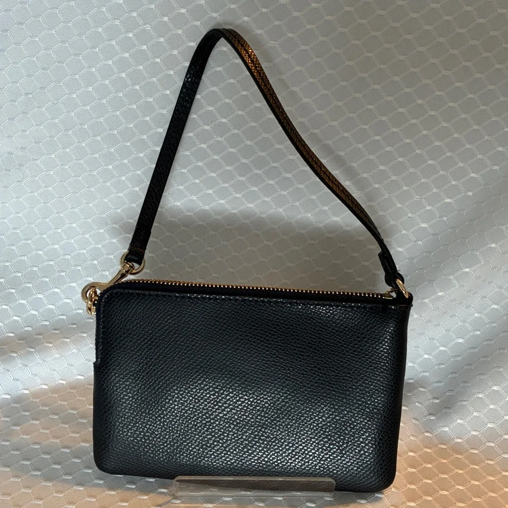 Coach Corner Zip Wristlet in Midnight Blue Like New - Picture 2 of 3